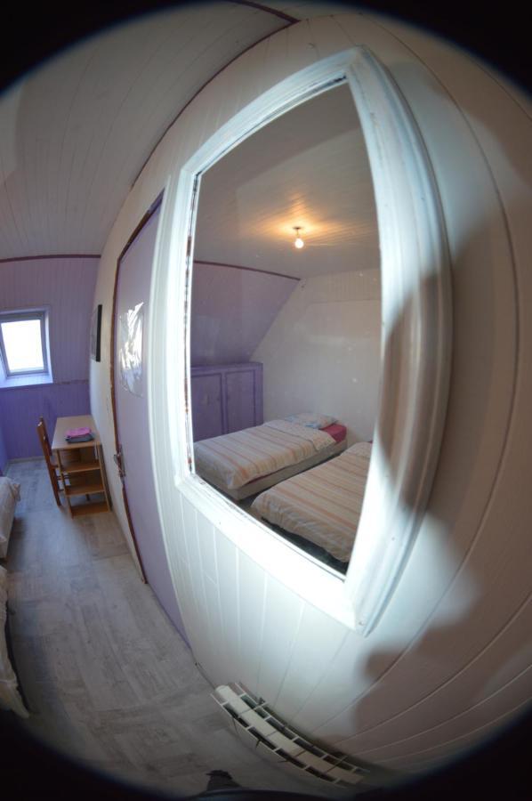 Chambre Au Calme Et Simple, Cuisine A Dispo Saint-Pol-de-Leon Exterior photo